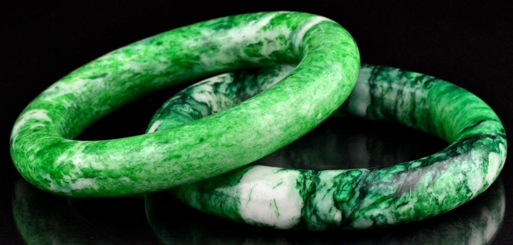 Pair Chinese Spinach Jade BanglesA 17115c