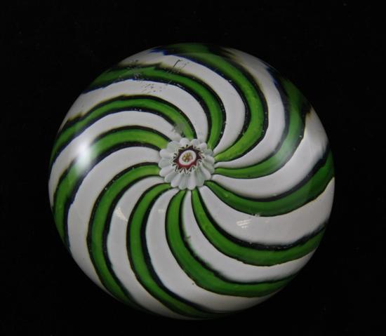 A Clichy green and white swirl 171265