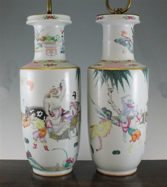 A pair of Chinese famille rose 1712bb