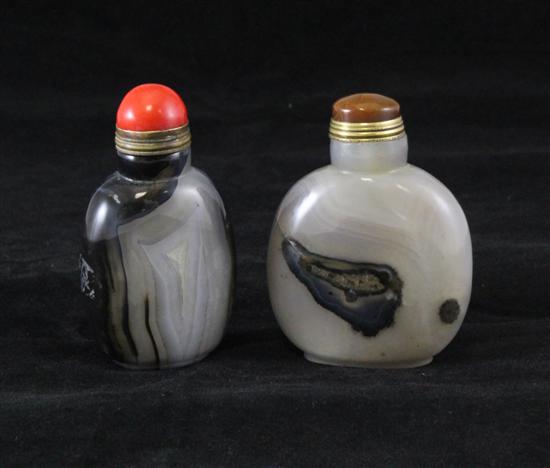 Two Chinese agate snuff bottles