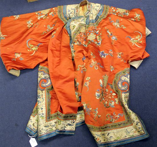 A Chinese embroidered silk robe 1712df