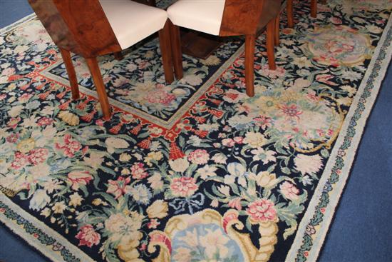 A European Persian style carpet 171309