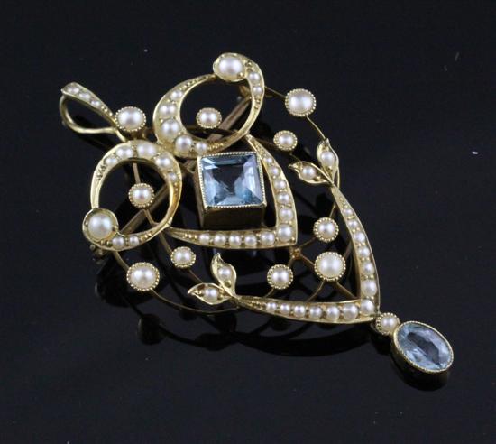 An Edwardian 15ct gold seed pearl