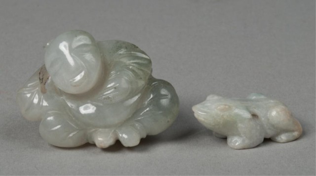  2 Chinese Carved Jade FrogsOne 1715af
