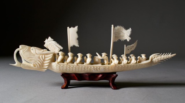 Chinese Carved Ivory Dragon Boat14 figures