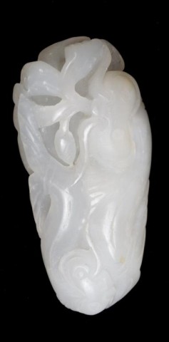 A Fine Chinese Carved White Jade 17162b