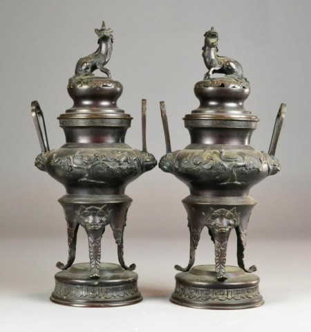 Japanese Pair of Covered CensersFinely 17163b