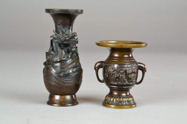 (2) Japanese Small Bronze VasesOne bronze