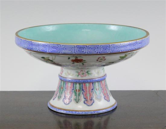 A Chinese famille rose stem dish 1717e4