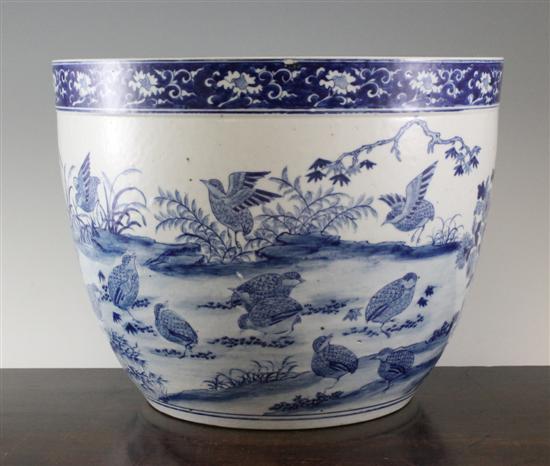 A Chinese blue and white jardiniere 1717ef