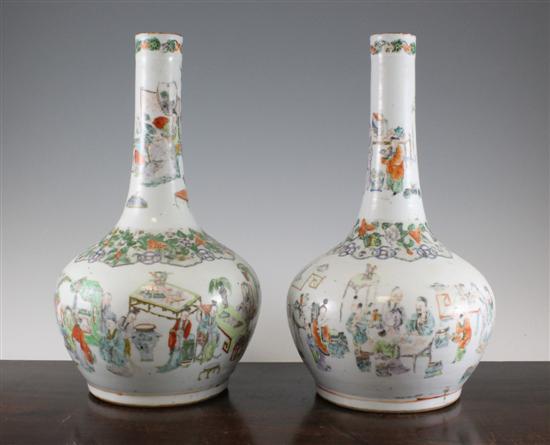 A pair of Chinese famille rose 1717f1