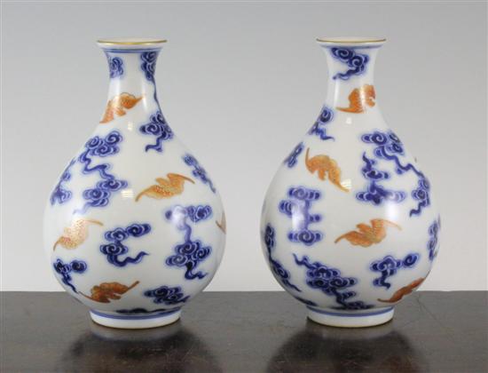 A pair of Chinese 'bat and cloud'