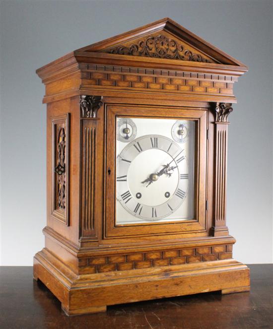 An Edwardian walnut bracket clock 171829