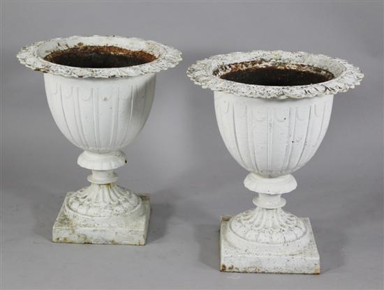 A pair of late Victorian cast iron 17184e