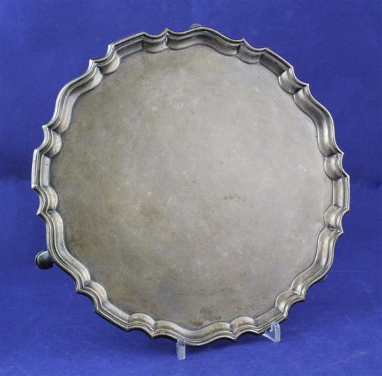 A George V silver salver of shaped 1719ab