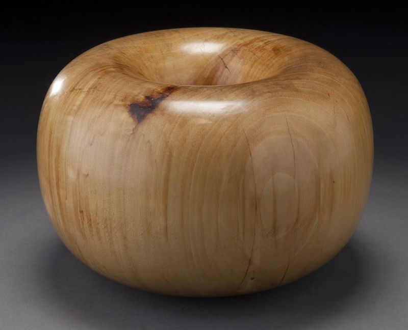 Edward Moulthrop turned pecan wood 1741dc