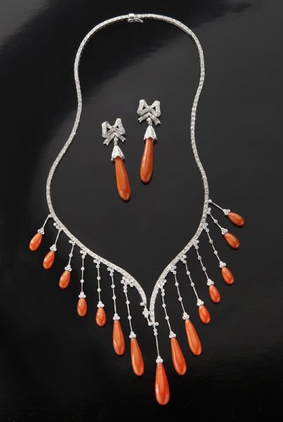 18K gold coral and diamond necklace