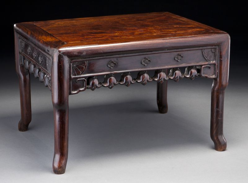 Chinese Qing rosewood low tablecarved 1743d6
