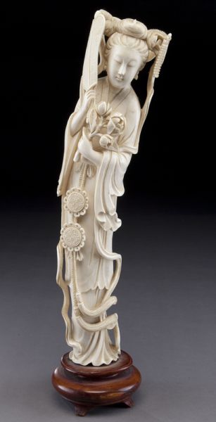 Chinese carved ivory lady International 1743fe