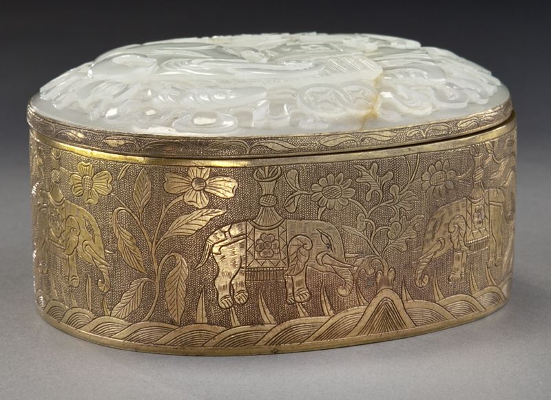 Chinese Qing jade inlaid bronze box