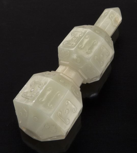 Chinese Qing carved jade pagoda 17442f