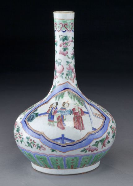 Chinese Qing famille rose vase 17443b