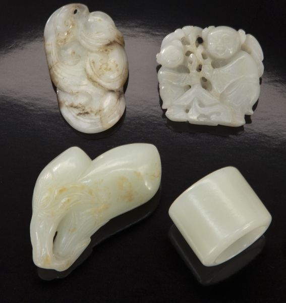  4 Chinese Qing carved jade pendants Largest  1744a0