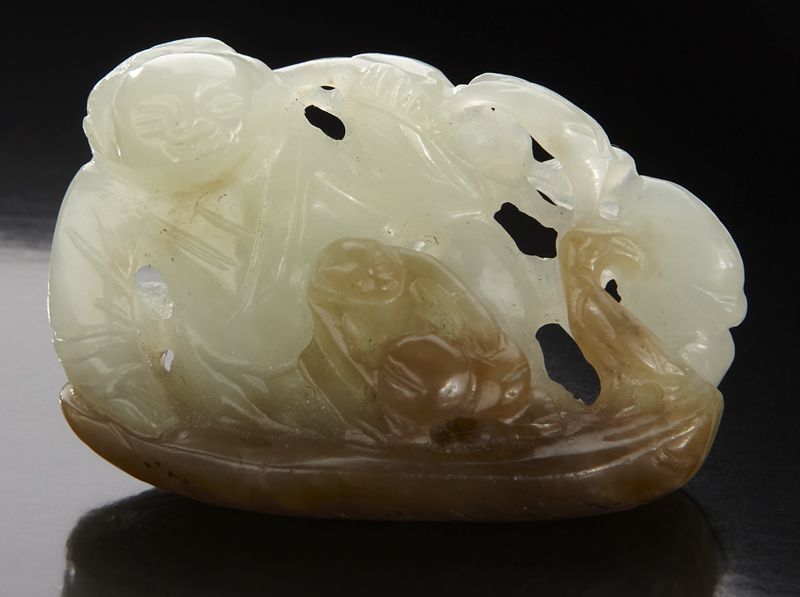 Chinese Qing carved jade pendantdepicting 1744e2