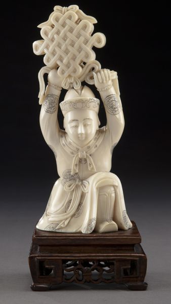 Chinese Qing carved ivory figure International 174515