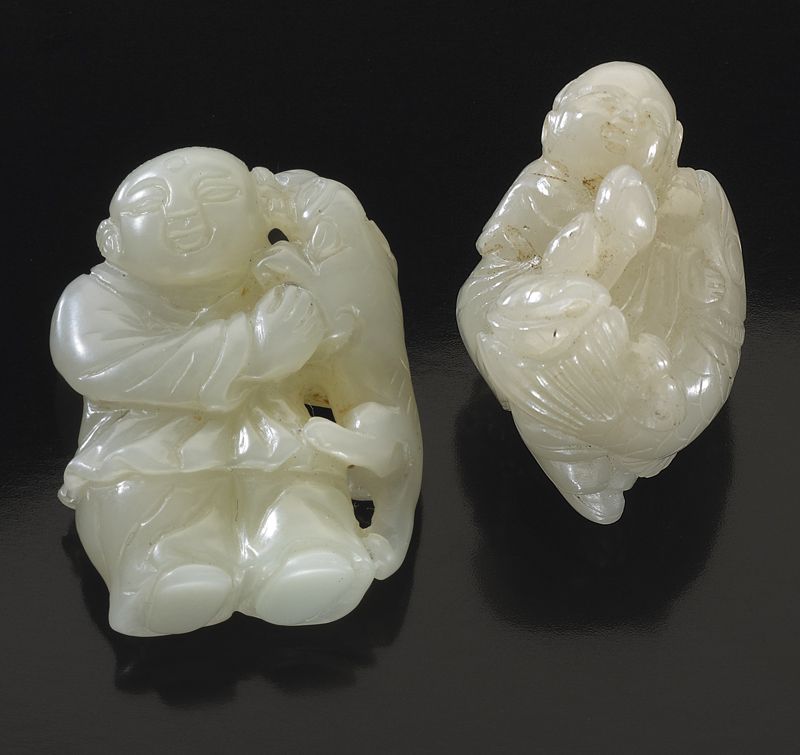  2 Chinese Qing carved jade boys 17457c
