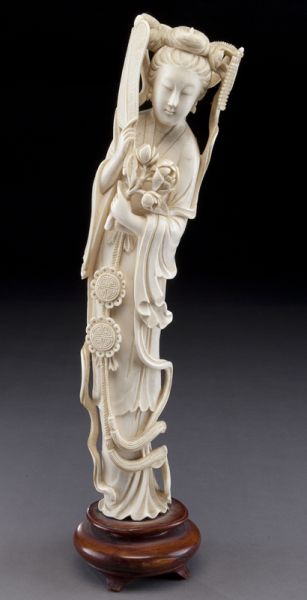 Chinese carved ivory lady (International