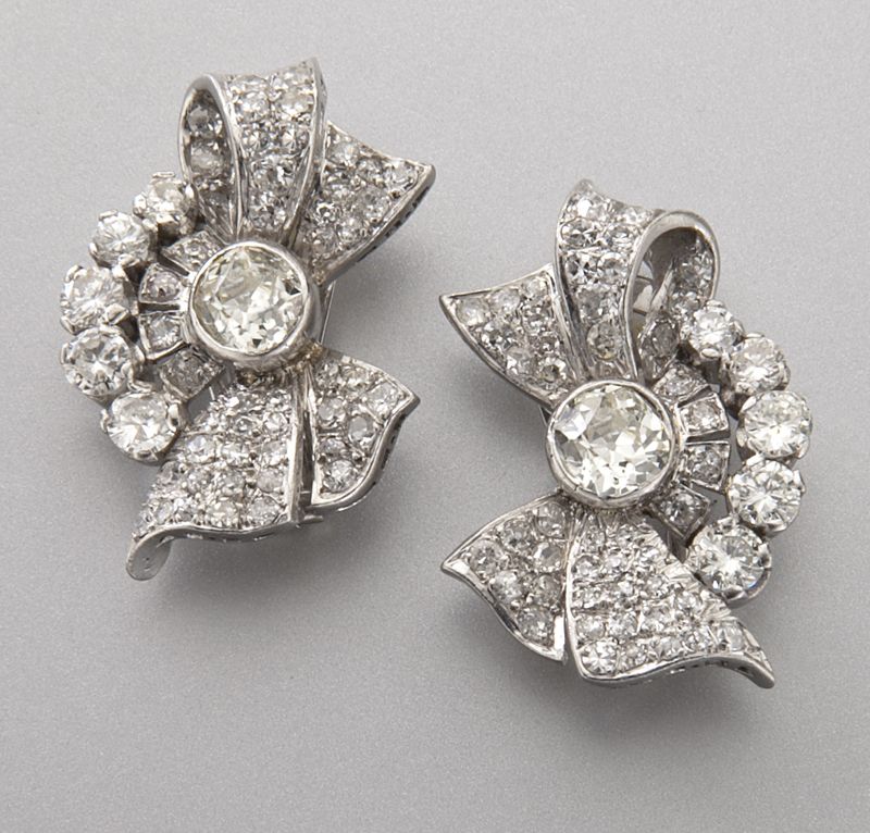 Art Deco platinum and diamond earringsin 1745f5