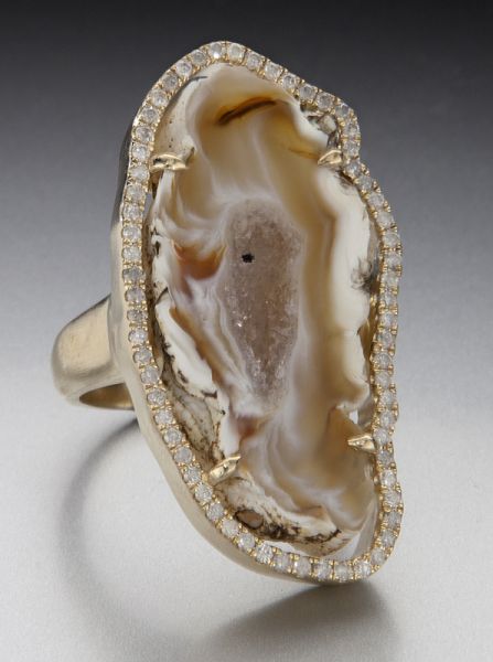 Diamond and agate dinner ringfeaturing 174727