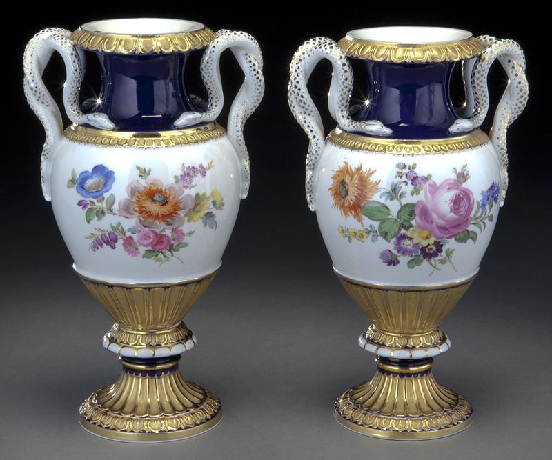 Pr Meissen porcelain urns with 17473b