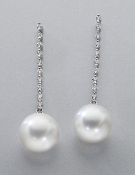 18K diamond and South Sea pearl