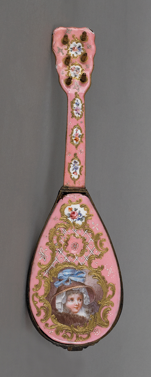 Continental enameled mandolin form 174824