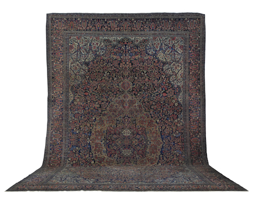 Feraghan carpet ca 1910 with a 17499e