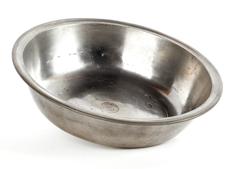 Philadelphia pewter basin ca. 1815 bearing