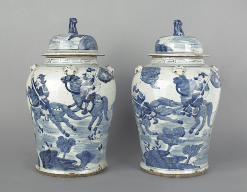 Pair of Chinese export blue and 174fe1