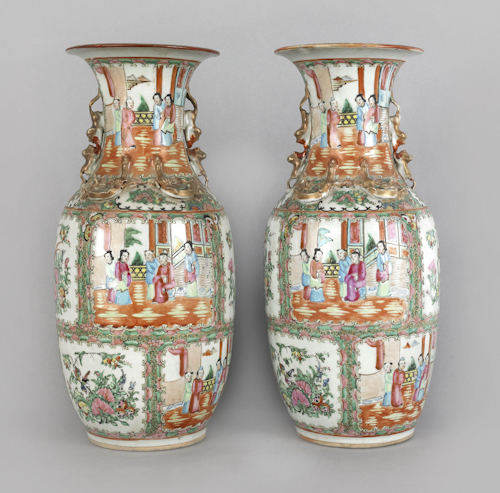 Pair of Chinese export rose medallion