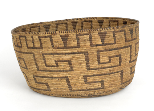 Large early Papago basket with 175004