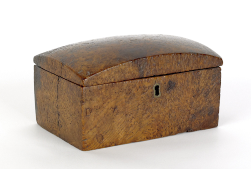 Burlwood dresser box 19th c. 3