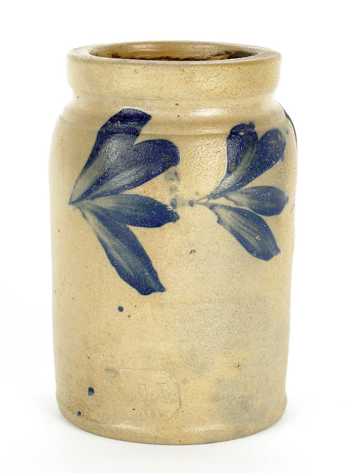 Small Remmey stoneware jar 19th 175092