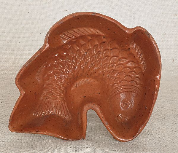 Pennsylvania redware fish mold 1750c6