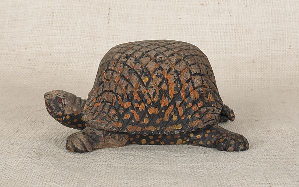 Folk art carved and painted tortoise 1750d7