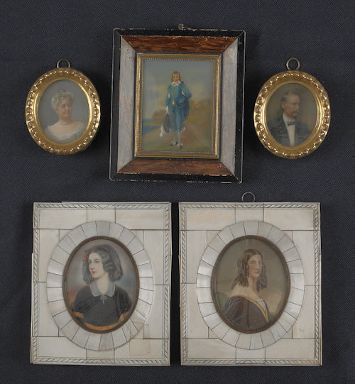 Pair of miniature watercolor portraits 1752a8