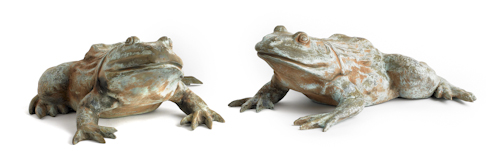 Large pair of copper garden frogs 17543e