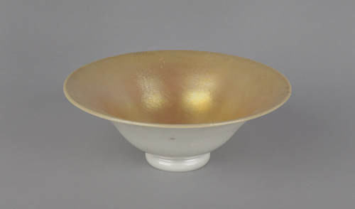 Steuben aurene on calcite bowl 1754e8