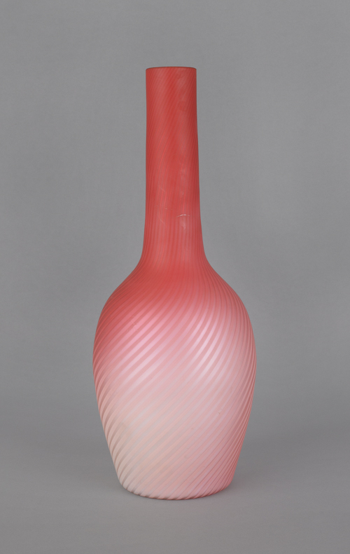 Satin glass swirl vase 14 3 4 h  1754ff