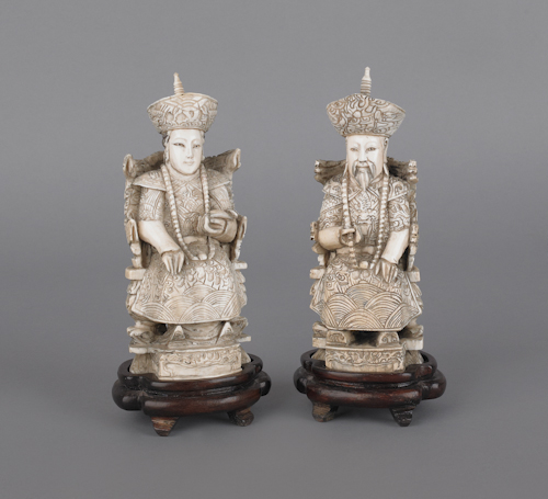 Two Chinese carved ivory figures 17560e